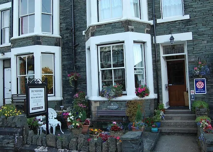 Dunsford 3*