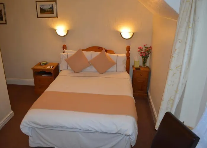 فندق مبيت وإفطار Dunsford 3*